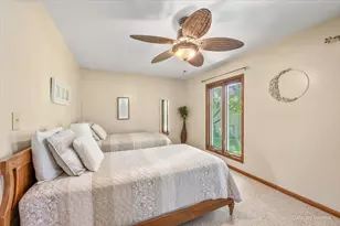 152 Jacquelyn Dr, Bensenville, IL 60106 - Photo 25