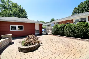 29 N Summit Ave, Villa Park, IL 60181 - Photo 33