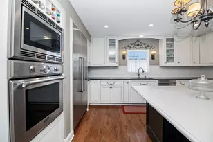 29 N Summit Ave, Villa Park, IL 60181 - Photo 19