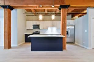 11 E Illinois St, Chicago, IL 60611 - Photo 3