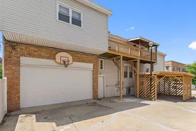 2123-25 W Race Avenue, Chicago, IL 60612 - Photo 1