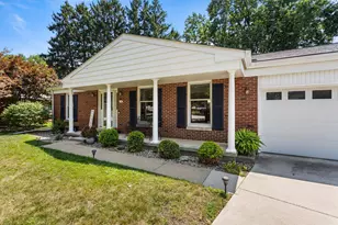 4 Stanford Pl, Champaign, IL 61820 - Photo 3
