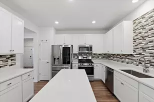 2050 Pembridge Ln, Joliet, IL 60431 - Photo 7