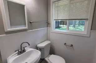 1408 Fairlane Dr, Schaumburg, IL 60193 - Photo 29