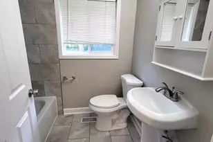 1408 Fairlane Dr, Schaumburg, IL 60193 - Photo 25