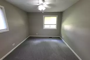 1408 Fairlane Dr, Schaumburg, IL 60193 - Photo 27