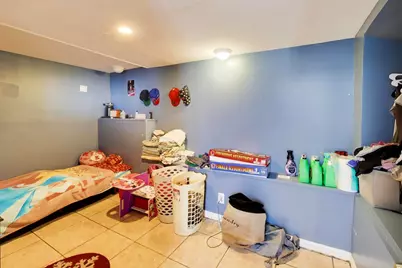 4202 N Sacramento Avenue, Chicago, IL 60618 - Photo 23
