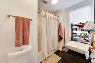 4202 N Sacramento Ave, Chicago, IL 60618 - Photo 17