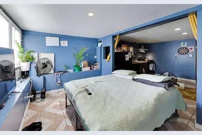 4202 N Sacramento Avenue, Chicago, IL 60618 - Photo 19