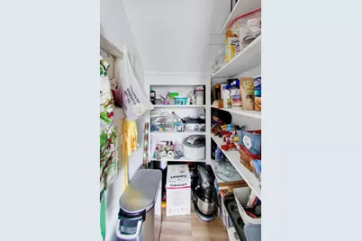 4202 N Sacramento Avenue, Chicago, IL 60618 - Photo 13