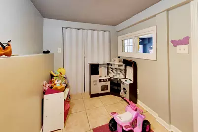 4202 N Sacramento Avenue, Chicago, IL 60618 - Photo 25