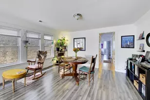 4202 N Sacramento Ave, Chicago, IL 60618 - Photo 9