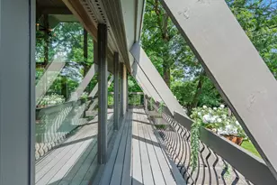 431 Maplewood Dr, Barrington, IL 60010 - Photo 5