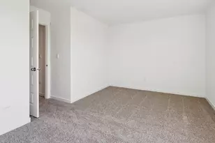985 Emerald Dr, Montgomery, IL 60538 - Photo 21