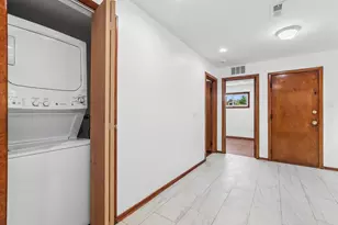 7125 S Kedzie Ave, Chicago, IL 60629 - Photo 5