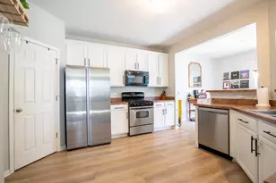 2765 Crooker Dr, Yorkville, IL 60560 - Photo 7