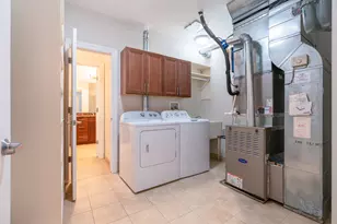 30 W Erie St, Chicago, IL 60654 - Photo 31