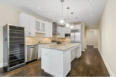 30 W Erie Street #501, Chicago, IL 60654 - Photo 21