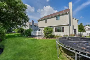 1302 Dunbarton Dr, Aurora, IL 60502 - Photo 25