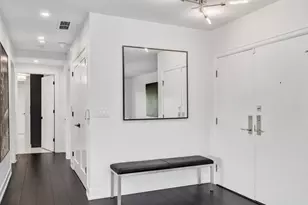5 Oak Brook Club Dr, Oak Brook, IL 60523 - Photo 23