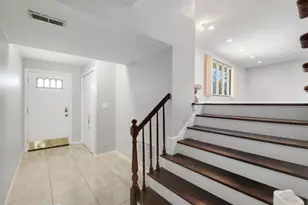 9143 Dr Korczak Terrace, Skokie, IL 60076 - Photo 3