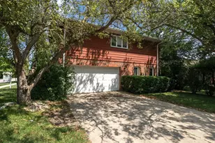 9143 Dr Korczak Terrace, Skokie, IL 60076 - Photo 35