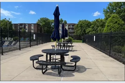 1301 S Finley Road #222, Lombard, IL 60148 - Photo 23