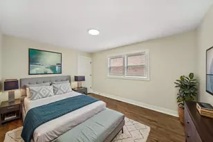 8219 S Muskegon Ave, Chicago, IL 60617 - Photo 9