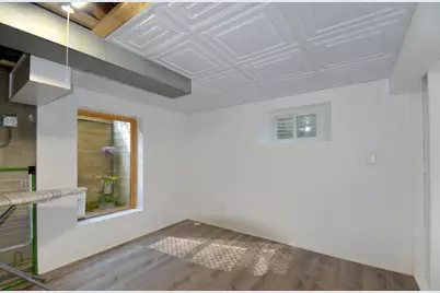 7542 Lowell Avenue, Skokie, IL 60076 - Photo 23