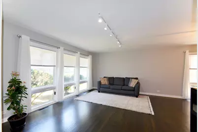 7542 Lowell Avenue, Skokie, IL 60076 - Photo 5