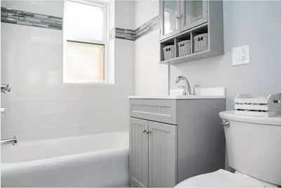 3821 N Greenview Avenue #2W, Chicago, IL 60613 - Photo 9
