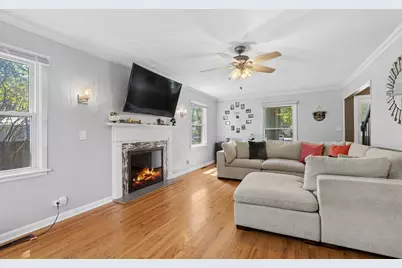 4388 Lincoln Court, Rolling Meadows, IL 60008 - Photo 7