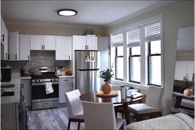 839 W Cornelia Avenue #2N, Chicago, IL 60657 - Photo 3
