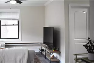 839 W Cornelia Ave, Chicago, IL 60657 - Photo 5