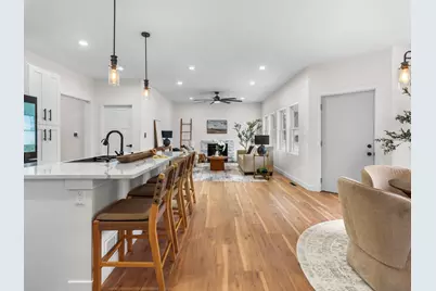 17 W Dearborn Street, Plano, IL 60545 - Photo 7