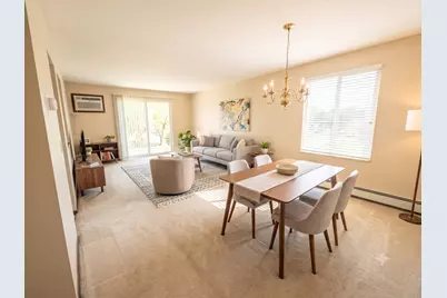 301 Gregory Street #9, Aurora, IL 60504 - Photo 3