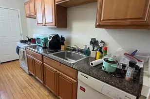 732 W Roscoe St, Chicago, IL 60657 - Photo 3