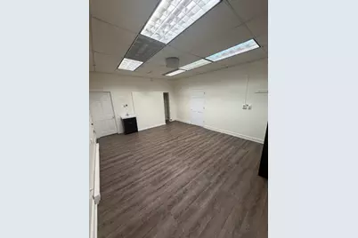 5123 W Montrose Avenue #E, Chicago, IL 60641 - Photo 5