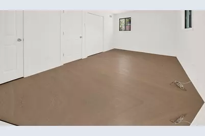 9117 S Brandon Avenue, Chicago, IL 60617 - Photo 15