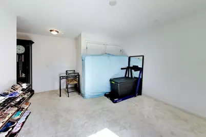 810 Lexington Circle W, Des Plaines, IL 60016 - Photo 23