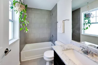 810 Lexington Circle W, Des Plaines, IL 60016 - Photo 21
