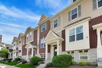 1175 Evergreen Avenue #18-4, Des Plaines, IL 60016 - Photo 1