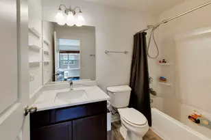 1175 Evergreen Ave, Des Plaines, IL 60016 - Photo 17