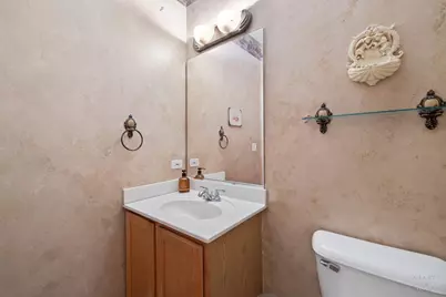521 Winslow Way, Lake in the Hills, IL 60156 - Photo 27