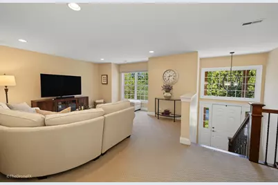 596 Harlowe Lane #596, Naperville, IL 60565 - Photo 5