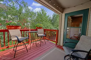 596 Harlowe Ln, Naperville, IL 60565 - Photo 15