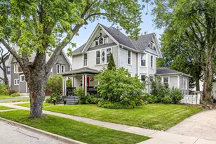 206 Oregon Ave, West Dundee, IL 60118 - Photo 3