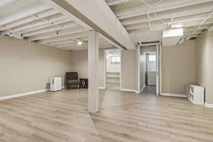 641 N Kenilworth Ave, Elmhurst, IL 60126 - Photo 19