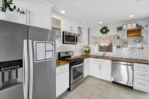 8901 Southfield Dr, Bridgeview, IL 60455 - Photo 5