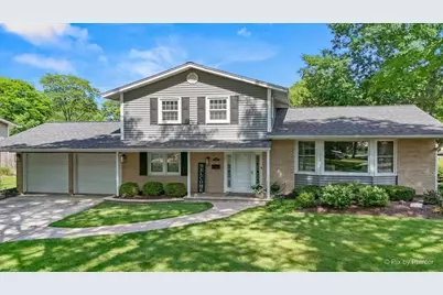 923 E Schirra Drive, Palatine, IL 60074 - Photo 1
